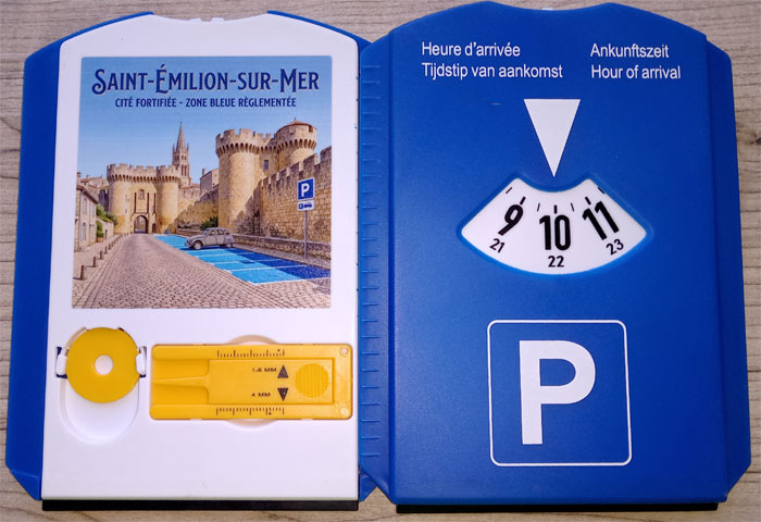 Gadget voiture personnalis&eacute; : disque zone bleue imprim&eacute; cit&eacute; m&eacute;di&eacute;vale Saint-Emilion